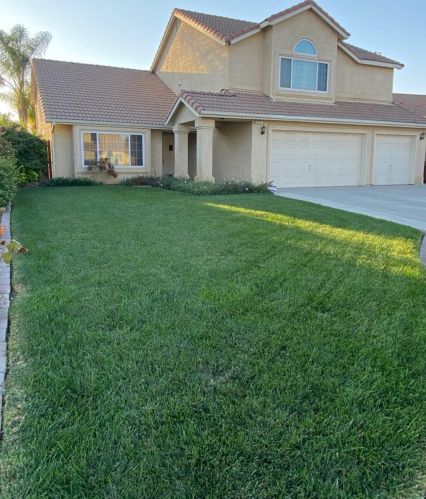 679 Woodbridge Ct, Los Banos, CA 93635-9208