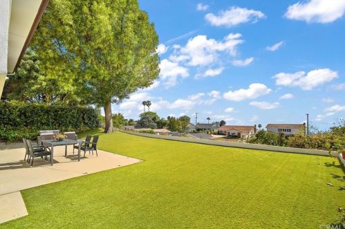 6650 Eddinghill Dr, Palos Verdes Estates, CA 90275-3167