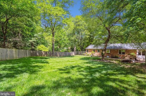 501 Apple Grove Rd, Silver Spring MD 20904-2753 exterior