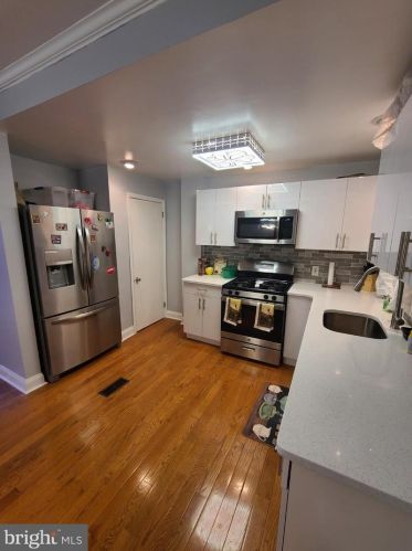 5703 13th St, Philadelphia PA  19141-4119 exterior