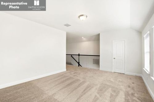 2409 Trickling Crk Dr, Garland TX 75041-2193 exterior