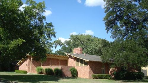 904 Southland Ave, Marlin, TX 76661-2154