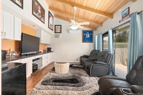 7777 Kalohelani Pl, Honolulu HI 96825-2829 exterior