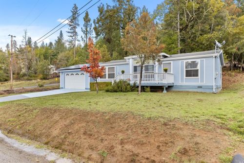 1570 Casteel Dr, Willits, CA 95490-8305
