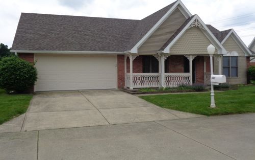 1531 New Castle Ln, Springfield OH  45503-7715 exterior