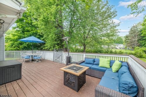 5 Cedar Ter, Dover NJ  07869-4802 exterior