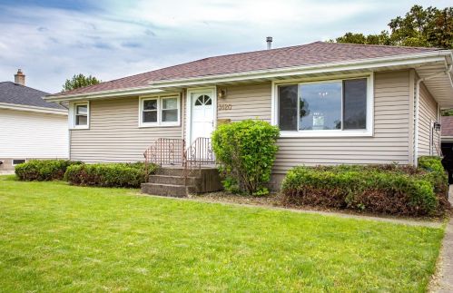 3520 42nd Pl, Hammond, IN 46322-3121