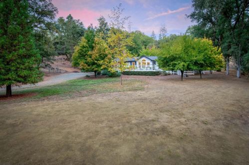 15252 Clover Valley Rd, Grass Valley, CA 95949-7020