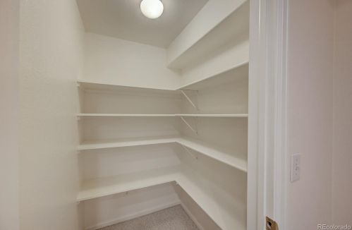 5756 Danube Cir, Aurora CO 80015-5148 exterior