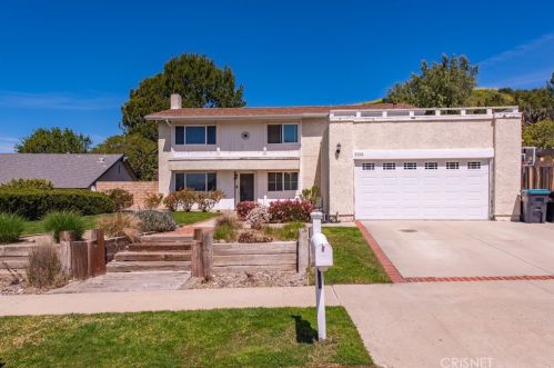 2155 Stoneman St, Simi Valley, CA 93065-1128