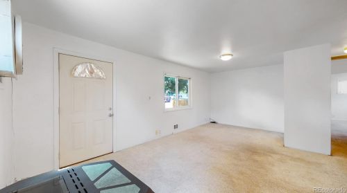 1630 Yates St, Denver, CO 80204-1035