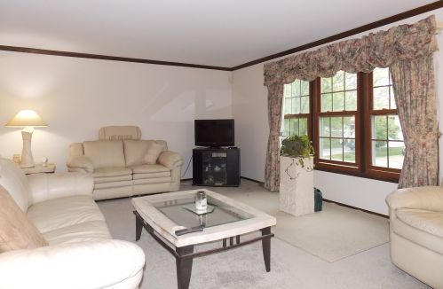 608 Cochise Cir, Lemont IL  60440-2640 exterior