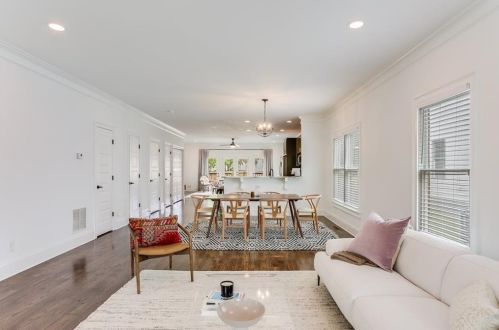 300 Holderness St, Atlanta GA  30310-1306 exterior