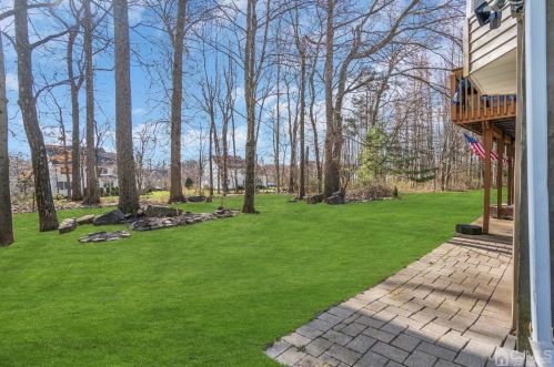 40 Lavender Dr, Princeton NJ  08540-9448 exterior