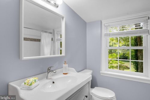 709 Milestone Dr, Silver Spring MD 20904-2735 exterior