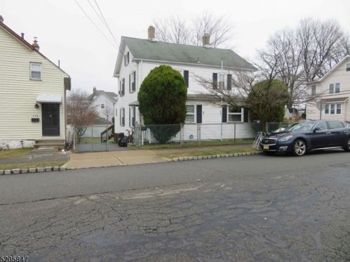 152 Pequannock St, Dover, NJ 07801-3443