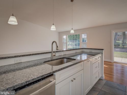 13309 Foxhall Dr, Silver Spring MD exterior