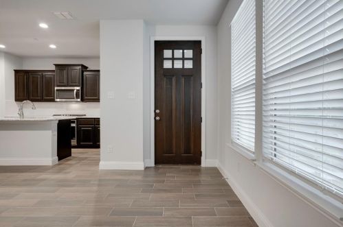 5548 Crawford St, Fort Worth TX  76180-7642 exterior