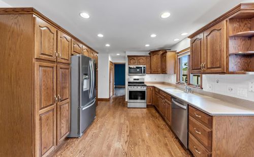 9558 Walnut Dr, Hammond IN  46321-3823 exterior