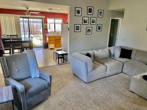 6705 Birnam St, Rio Linda, CA 95673-3257