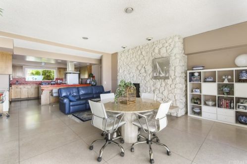 1660 Cielito Dr, Glendale CA  91207-1022 exterior