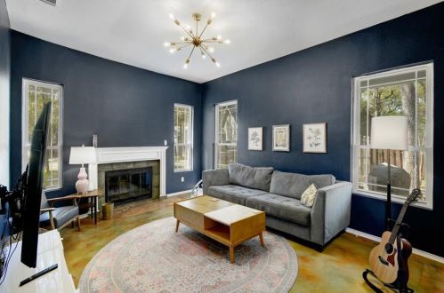 10103 Alcott Cv, Austin, TX 78748-1221