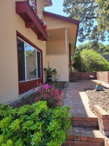 1115 Seaview Ave, Del Monte Park, CA 93950-5211