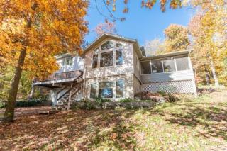318 Ridge Ave, Ephrata PA  17522-2556 exterior