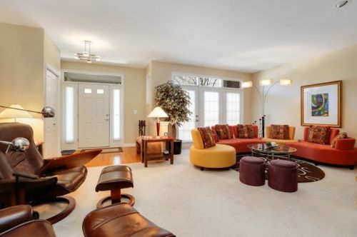 2642 Violet St, Glenview, IL 60026-8034