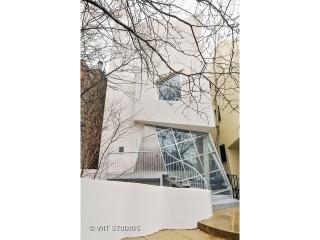 1249 Dickens Ave, Chicago, IL 60614-4040