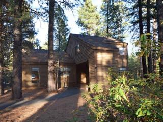 70662 Kaporie, Black Butte Ranch OR  97759-0229 exterior