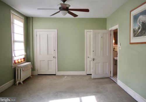 310 Warwick Rd, Haddonfield NJ 08033-3828 exterior