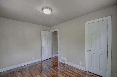 5111 7 Ave, Gary IN 46403-2808 exterior