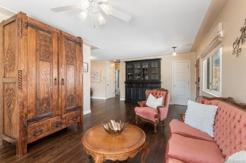 3279 Pearl St, Englewood CO 80113-2713 exterior