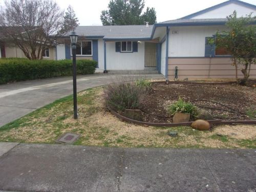 106 Glacier Cir, Vacaville, CA 95687-3414