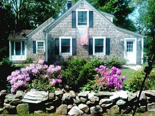 325 Cowesett Rd, Warwick RI  02886-8563 exterior