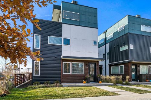 3155 Lawrence St, Denver, CO 80205-2318