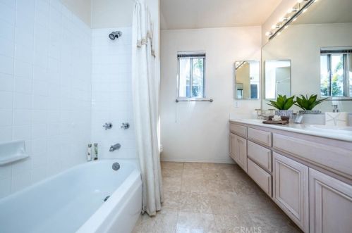 7551 Hollow Oak Rd, Anaheim CA  92808-1429 exterior