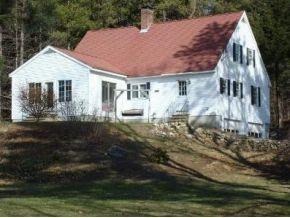 14 Knightland Rd, Bennington, NH 03442-4107