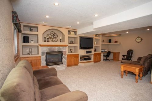 7873 28th St, Saint Paul MN  55128-4803 exterior