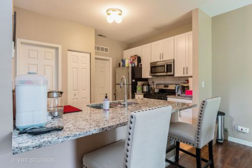 2723 Mcclennan Ct, Naperville, IL 60563-4227