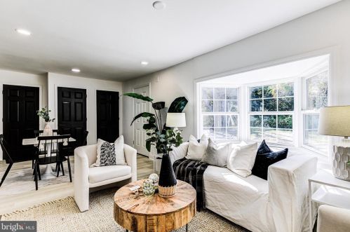 1005 Shore Acres Rd, Arnold MD  21012-1725 exterior