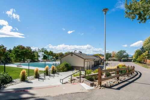 6573 Kearney Cir, Englewood CO 80111-4317 exterior