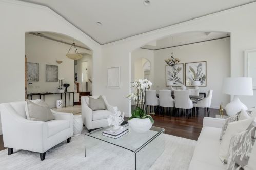 920 Madonna Way, Los Altos, CA 94024-4622