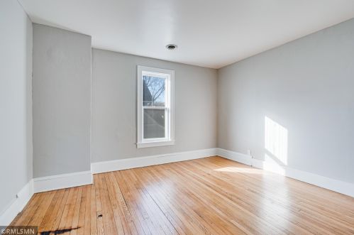3449 Snelling Ave, Minneapolis MN  55406-2637 exterior
