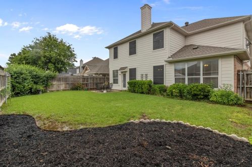 7809 Park Downs Dr, Fort Worth TX  76137-5451 exterior