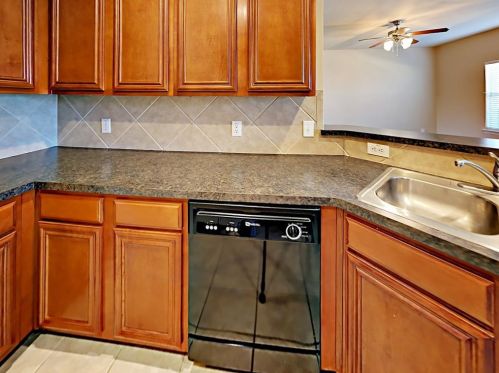 8721 Bigelow Dr, Plano TX  75024-7765 exterior