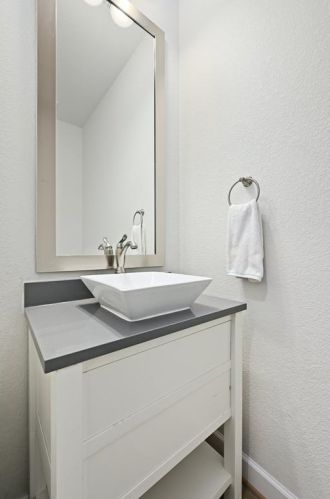 15200 Dorothy Dr, Austin TX  78734-6264 exterior