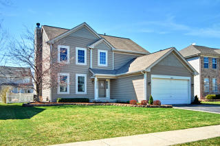 6819 Highgate Rd, Carpentersville, IL 60110-3418