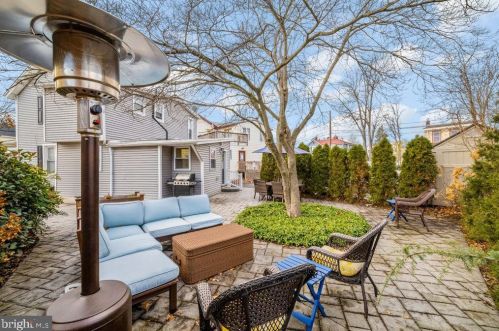 105 Ellis St, Tavistock NJ 08033-1826 exterior